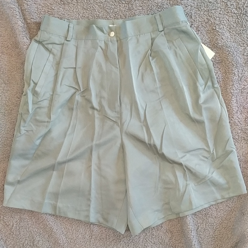*LAST CHANCE* Eastbrook Sage Golf Shorts - Picture 1 of 6